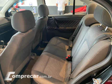 POLO SEDAN 1.6 MI Comfortline 8V