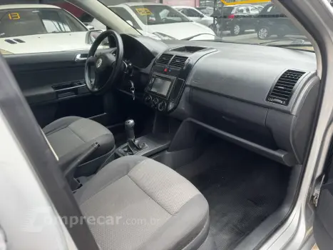 Polo Sedan 1.6 4P FLEX