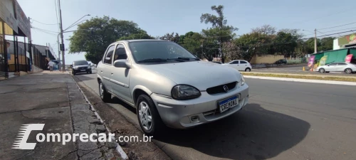 CORSA 1.0 MPFI Milenium Sedan 8V