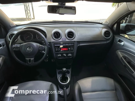 SAVEIRO 1.6 Cross CD 16V