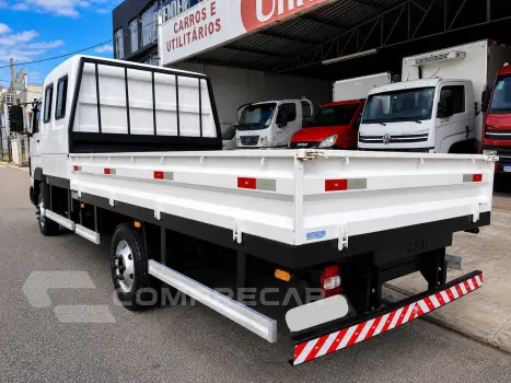 Delivery 5.150 Carroceria + Cabine Suplementar