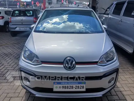 CROSS UP - 1.0 TSI 12V 4P MANUAL