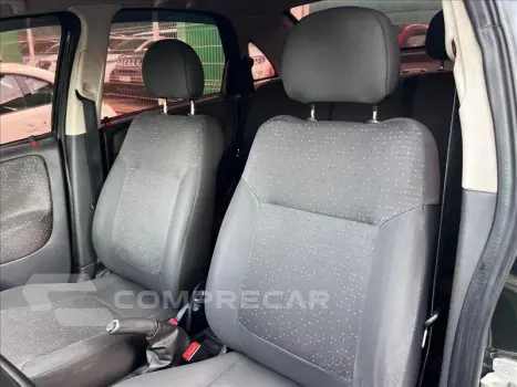 CORSA 1.4 MPFI Premium Sedan 8V