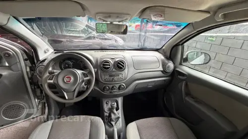 Palio ESSENCE 1.6 Flex 16V 5p