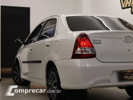 ETIOS 1.5 Platinum Sedan 16V