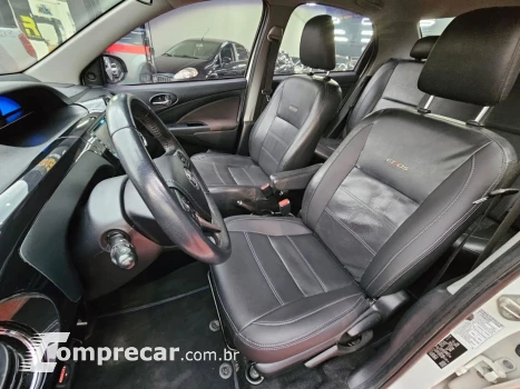 ETIOS PLATINUM Sed. 1.5 Flex 16V 4p Aut.
