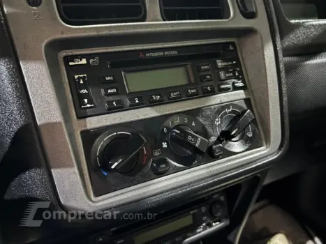 PAJERO TR4 2.0 4X4 16V 131CV GASOLINA 4P MANUAL