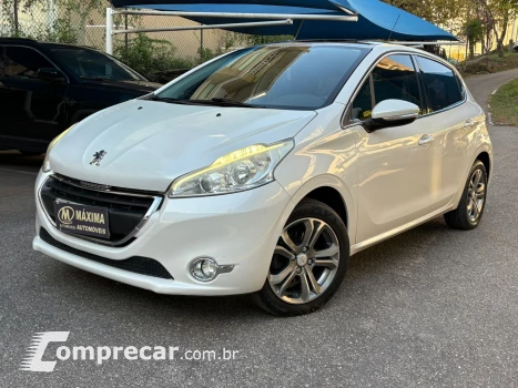 PEUGEOT 208 1.6 16V Griffe 4 portas