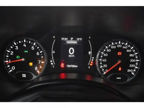 RENEGADE - 1.8 16V LONGITUDE 4P AUTOMÁTICO