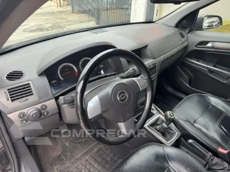 VECTRA 2.0 MPFI GT Hatch 8V