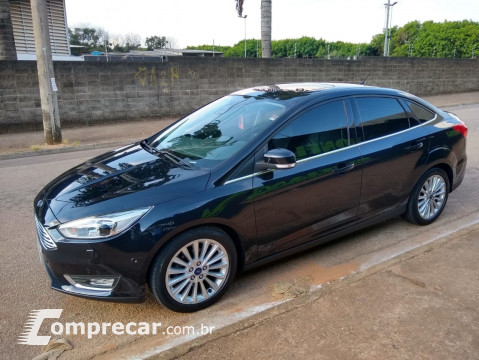 FORD Focus  2.0 Titanium Plus 4 portas