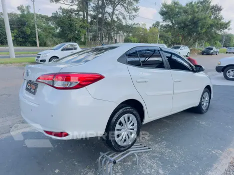 Yaris Sedan 1.5 16V 4P FLEX XL MULTIDRIVE AUTOMÁTICO CVT