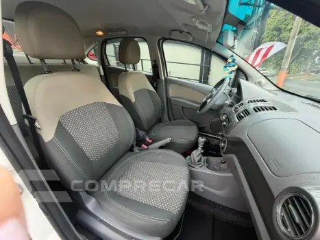 Grand Siena ESSENCE 1.6 Flex 16V