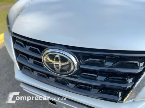 HILUX SW4 2.8 D-4D TURBO DIESEL SRX 4X4 AUTOMÁTICO
