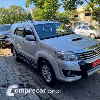 HILUX SW4 2.8 D-4d Turbo SRX 4X4