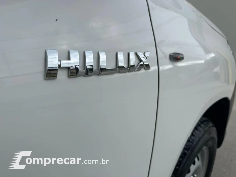 HILUX 2.4 4X4 CS 8V