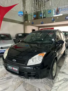FORD FIESTA 1.6 SE 16V 4 portas