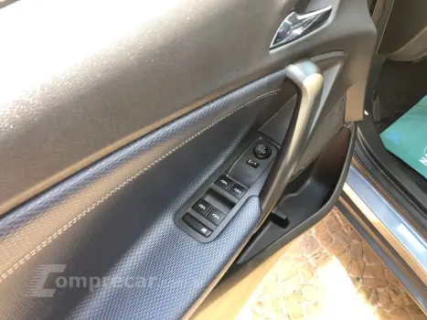 Tracker 1.2 Turbo Flex Premier Automático