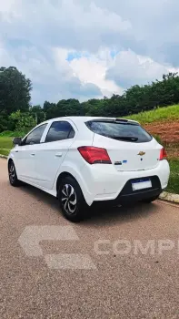 ONIX HATCH LT 1.0 8V FlexPower 5p Mec.