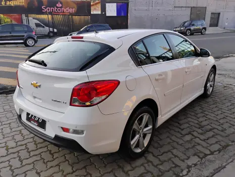 CRUZE 1.8 LT Sport6 16V