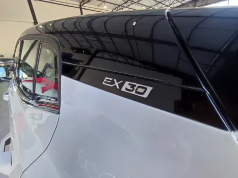 EX30 69 KW ELÉTRICO ULTRA