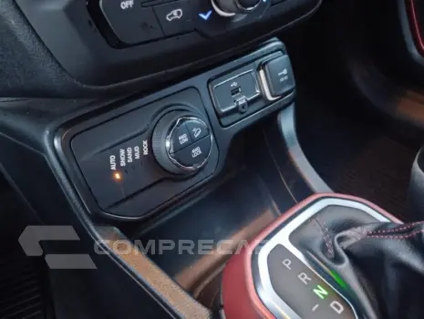 RENEGADE 2.0 16V Turbo Trailhawk 4X4