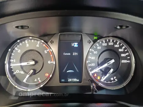 HILUX 2.8 D-4D TURBO CD SRX PLUS 4X4 AUTOMÁTICO