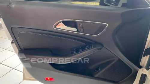 MERCEDES-BENZ CLA 180 1.6 CGI 7G-DCT