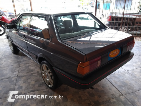 Volkswagen VOYAGE 1.8 GLS 8V 2 portas