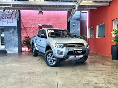 Mitsubishi L200 OUTDOOR  2.4 4X2 CD 16V FLEX 4P MANUAL 4 portas
