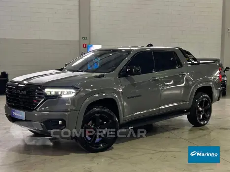 RAM RAMPAGE 2.0 HURRICANE 4 TURBO GASOLINA R/T 4X4 AU 4 portas