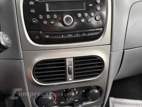 PALIO 1.6 TREKKING WEEKEND 16V FLEX 4P MANUAL