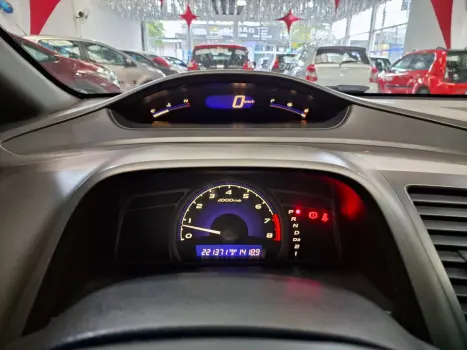 CIVIC 1.8 LXL 16V