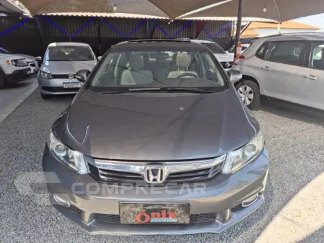 CIVIC - 1.8 EXS 16V 4P AUTOMÁTICO