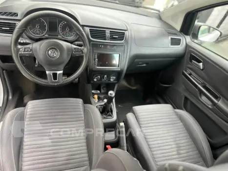 CROSSFOX 1.6 MI FLEX 8V 4P MANUAL