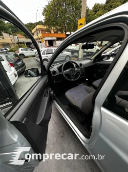 CELTA 1.0 MPFI Life 8V