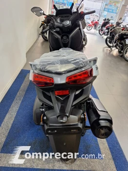 XMAX 300
