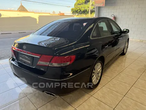 AZERA 3.3 MPFI GLS Sedan V6 24V