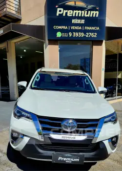 HILUX SW4 2.8 D-4d Turbo Diamond 7L 4X4