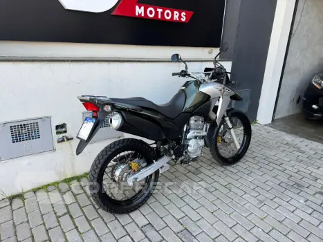 XRE 300