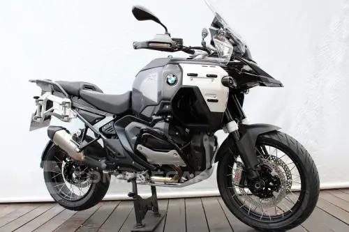 BMW R 1300 GS ADVENTURE TRIPLE BLACK