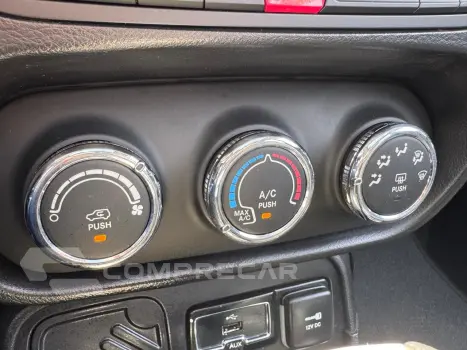 RENEGADE 1.8 16V Sport