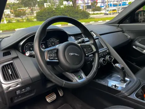 E-PACE 2.0 16V P250 R-dynamic S AWD