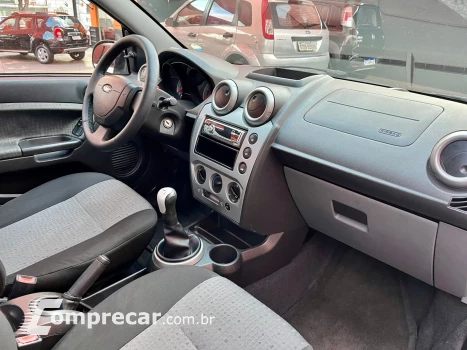 FIESTA 1.6 MPI Sedan 8V