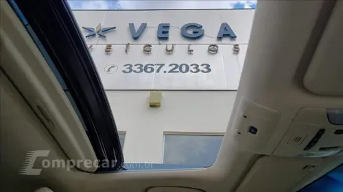 COROLLA 1.8 VVT-I Hybrid Altis Premium