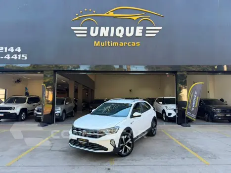 Volkswagen Nivus 1.0 200 Tsi Total Flex Highline Automático 4 portas