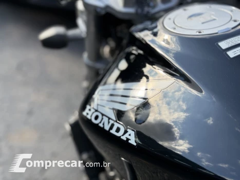 CB 600F HORNET