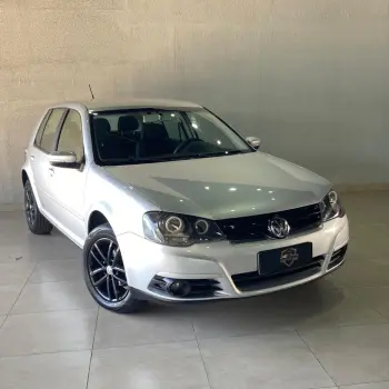 Volkswagen Golf 1.6 Mi Total Flex 8V 4p 4 portas