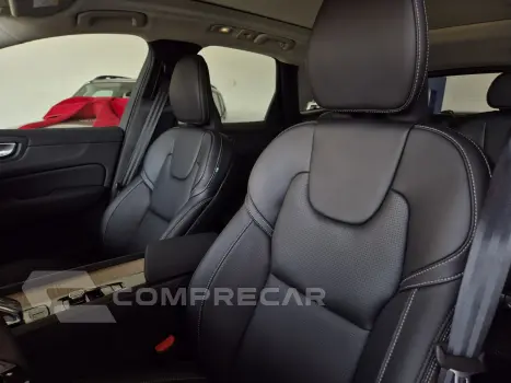 XC60 2.0 T8 PHEV PLUS AWD GEARTRONIC