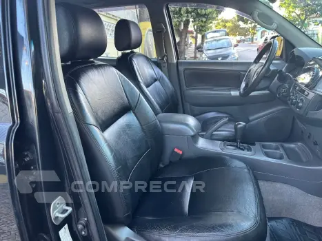 Hilux CD SR 4x2 2.7 16V/2.7 Flex Aut.